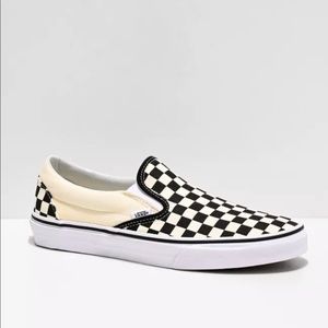 Black and Cream Checkered Asher Vans Size 8